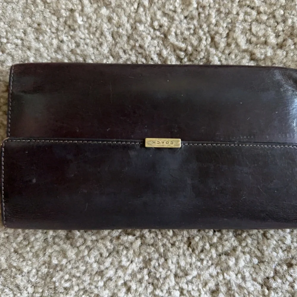 Coach Dark Brown Vintage Genuine Leather Snap-On Credit Card Bifold Long Wallet - Picture 9 of 12